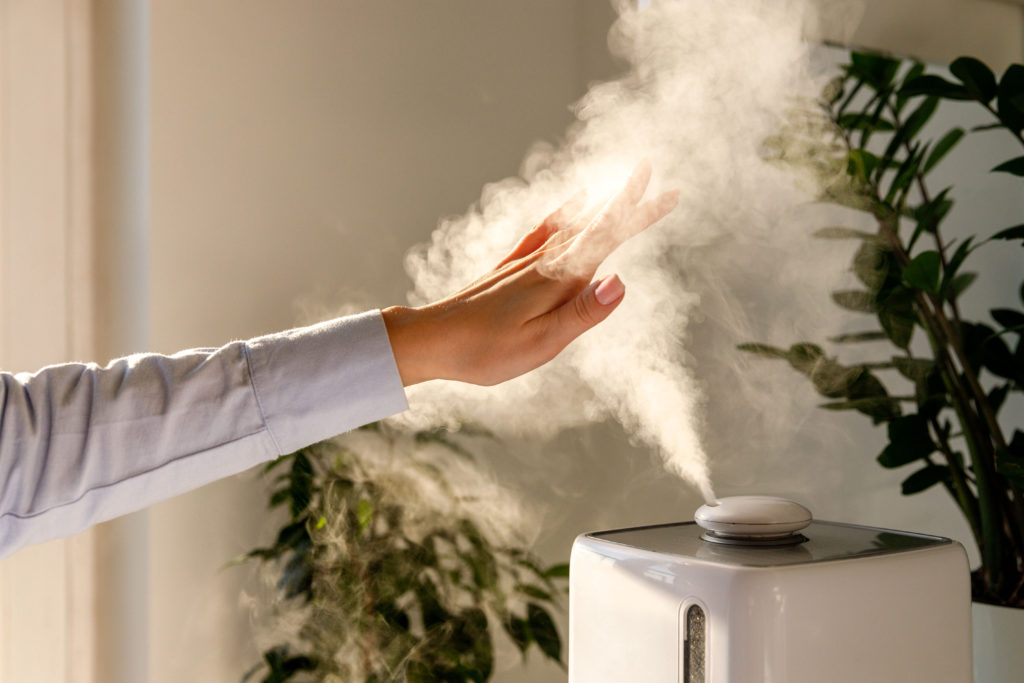 Humidifier, hvac, air quality, humidifier maintenance, benefits of a humidifier, choosing a humidifier, new humidifier